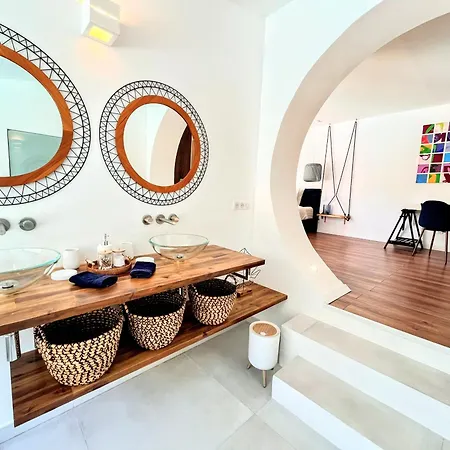 La P.dwelling Luxury House Villa